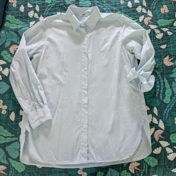 UNIQLO Women Size L Shirt Top Button Down Extra Fine Cotton Light Blue - Picture 1 of 3